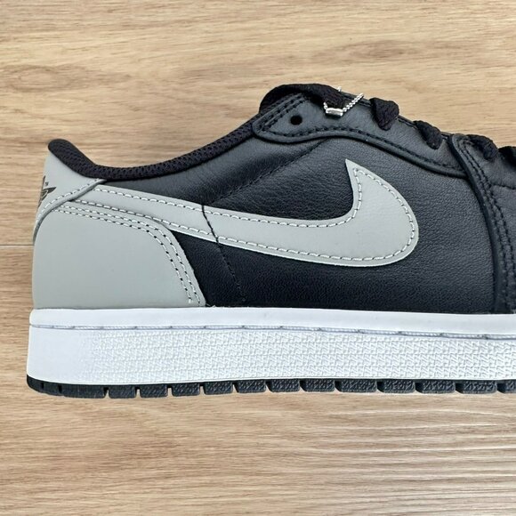 ✨Nike Air Jordan 1 Low OG Shadow Sz 8 Men's Shoes Sneakers Black Gray CZ0790-003 - Picture 8 of 10